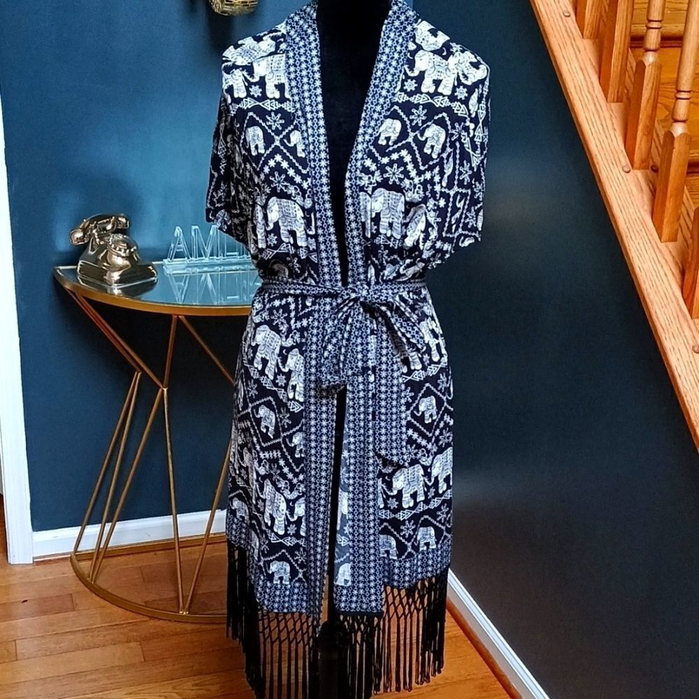 Black and white elephant duster size s/m